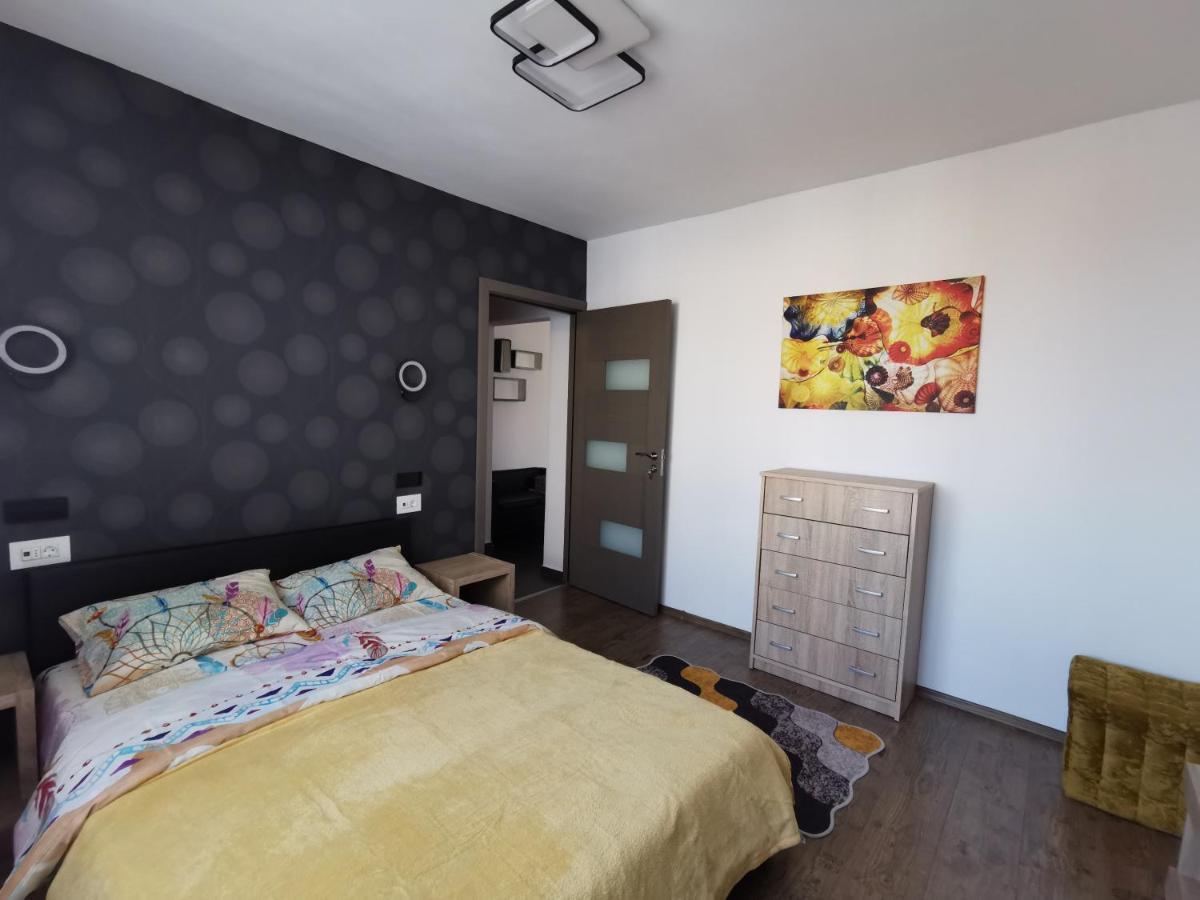 Apartament Asr Piatra Neamt Ngoại thất bức ảnh